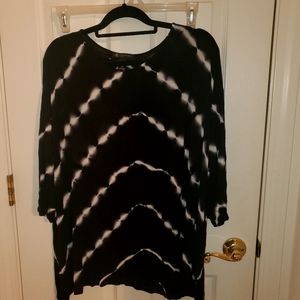Womens 3/4 sleeve tunic